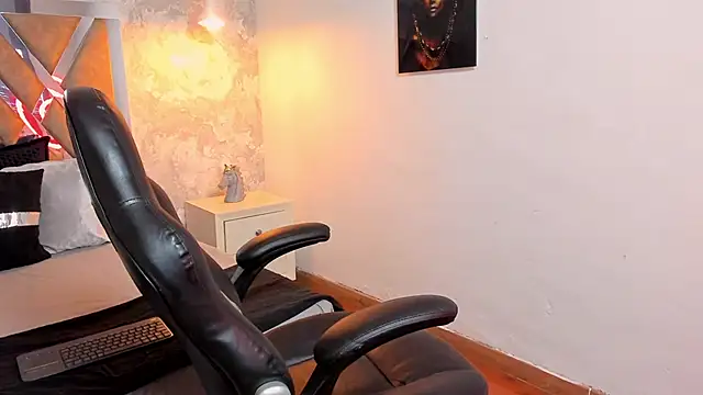 kraven lust online show from 10-22-25, 02:56