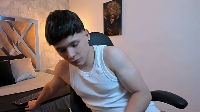 Snapshot of kraven_lust chatting on 06-17-26, 03:09 kraven lust online show from 06-17-26, 03:09