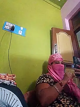 Snapshot of TAMI_KAYAL chatting on 11-08-25, 07:08 TAMI KAYAL online show from 11-08-25, 07:08