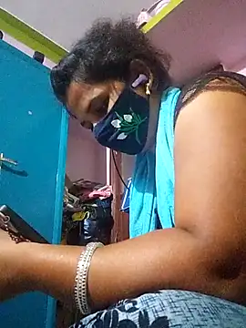 Snapshot of TAMI_KAYAL chatting on 11-11-25, 10:21 TAMI KAYAL online show from 11-11-25, 10:21