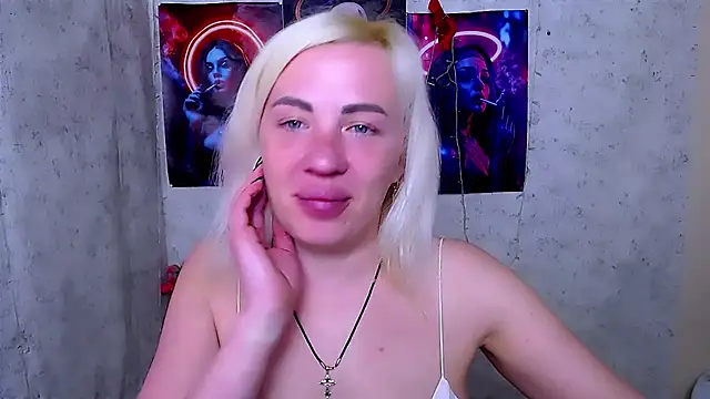 EmmaCat  online show from 03-19-26, 09:24