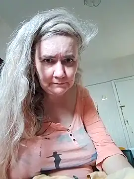 Snapshot of goodstyle chatting on 10-02-25, 01:29 goodstyle online show from 10-02-25, 01:29