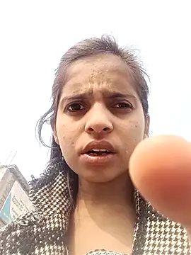 Snapshot of Saloni-Gupta chatting on 12-21-25, 08:10 Saloni-Gupta online show from 12-21-25, 08:10