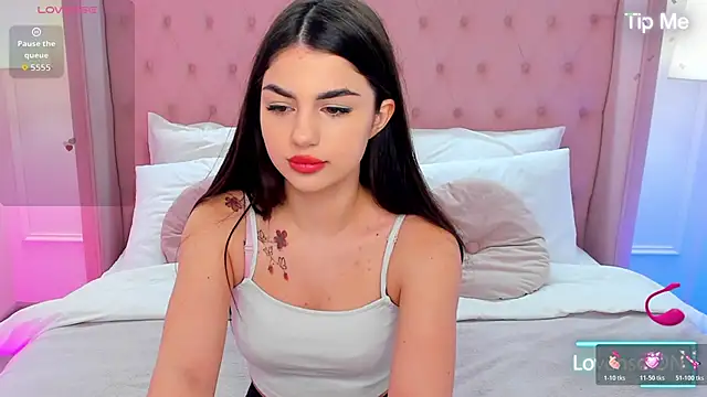 HelenTiny online show from 11-26-25, 01:34