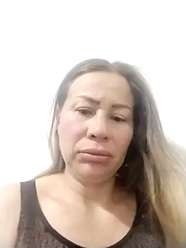 LaraCaliente online show from 11-25-25, 02:11