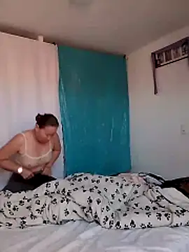 LaraCaliente online show from 02-27-26, 12:05