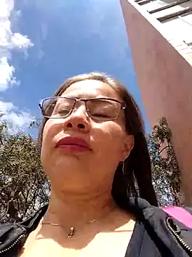 LaraCaliente online show from 04-08-26, 02:39