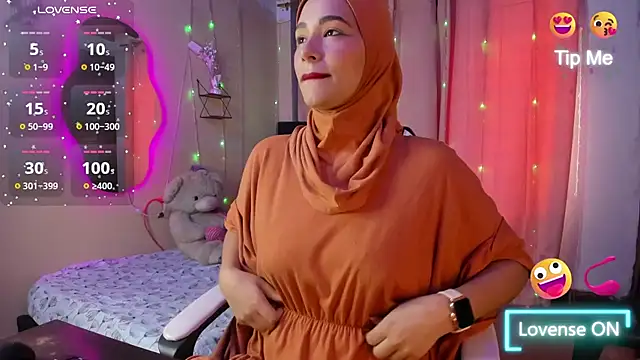 ShanaJamil online show from 12-03-25, 02:37