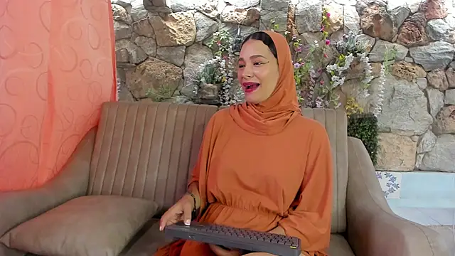 Snapshot of ShanaJamil chatting on 06-25-26, 12:09 ShanaJamil online show from 06-25-26, 12:09