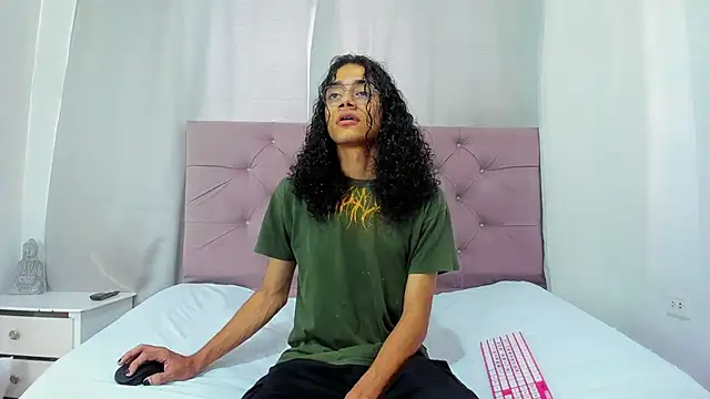 EthanBlackwoodd online show from 02-27-26, 07:58