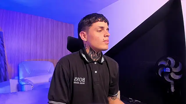 Declan-Fox online show from 10-02-25, 03:57