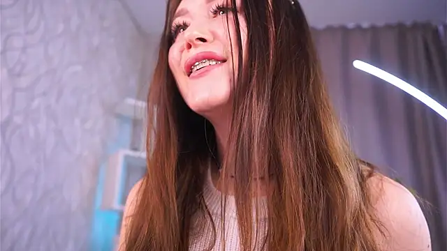 AlinaOrf online show from 10-25-25, 05:37