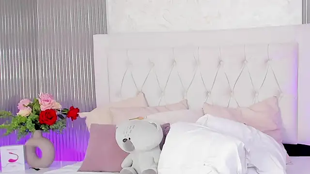 MelodySweetHoney online show from 11-18-25, 03:27