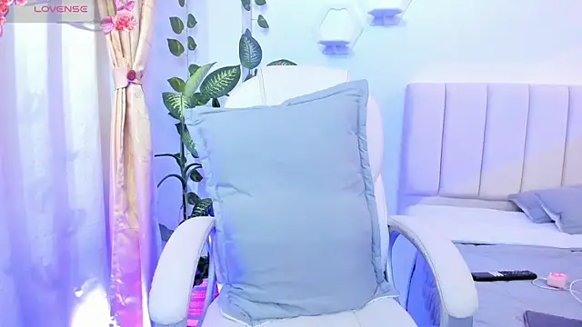 Allisson   online show from 04-01-26, 02:25