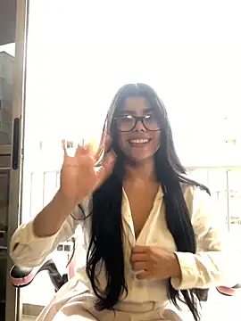 MayaScott11 online show from 02-06-26, 07:17