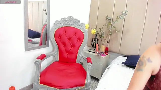 Snapshot of paultte chatting on 03-28-26, 01:11 paultte online show from 03-28-26, 01:11