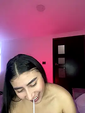 Isabella Montoya online show from 10-17-25, 03:47