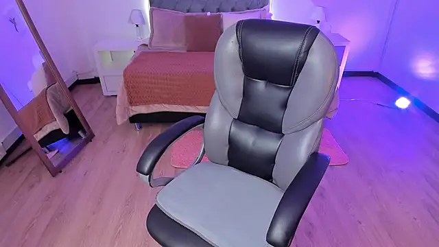 Sofia collen  online show from 11-14-25, 08:07