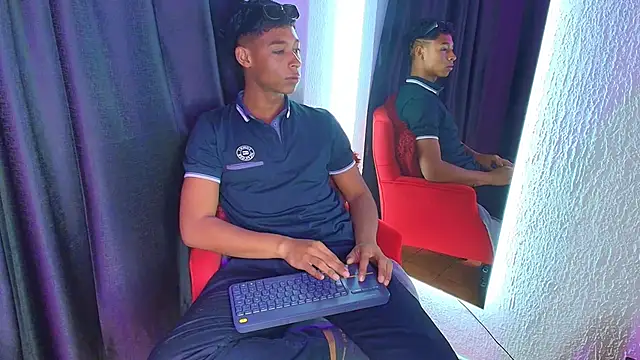 CoffeNaughty nom online show from 09-18-25, 04:25