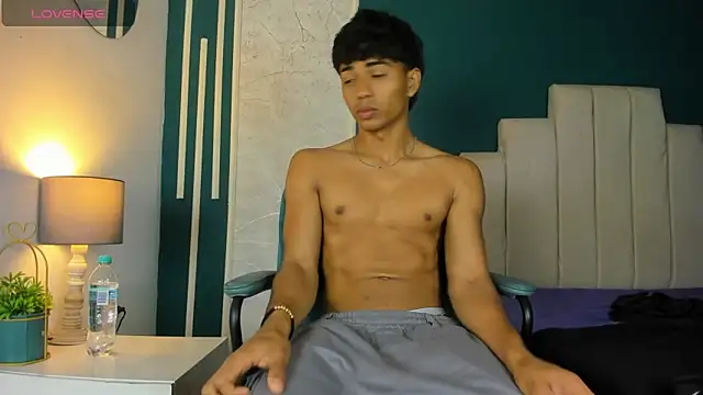 Snapshot of Jaycob_Black1 chatting on 10-03-25, 12:24 Jaycob Black1 online show from 10-03-25, 12:24