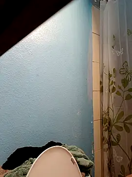 Snapshot of panganamno chatting on 10-13-25, 01:38 panganamno online show from 10-13-25, 01:38