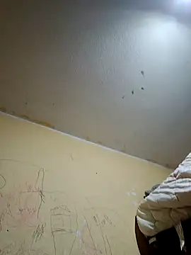 Snapshot of panganamno chatting on 10-21-25, 01:06 panganamno online show from 10-21-25, 01:06