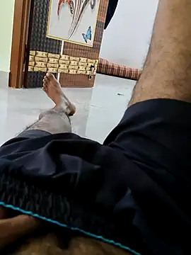 Snapshot of rani_bhabhi469 chatting on 10-08-25, 05:49 rani bhabhi469 online show from 10-08-25, 05:49