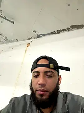 LeoPR00 online show from 10-09-25, 09:02