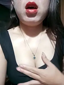 Snapshot of Luna-ass chatting on 09-23-25, 12:24 Luna-ass online show from 09-23-25, 12:24