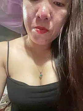 Snapshot of Luna-ass chatting on 10-09-25, 01:36 Luna-ass online show from 10-09-25, 01:36