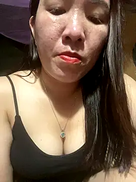 Snapshot of Luna-ass chatting on 10-27-25, 02:21 Luna-ass online show from 10-27-25, 02:21