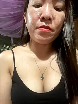 Snapshot of Luna-ass chatting on 11-10-25, 03:16 Luna-ass online show from 11-10-25, 03:16