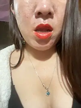 Snapshot of Luna-ass chatting on 11-27-25, 01:29 Luna-ass online show from 11-27-25, 01:29