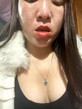 Snapshot of Luna-ass chatting on 12-02-25, 01:00 Luna-ass online show from 12-02-25, 01:00