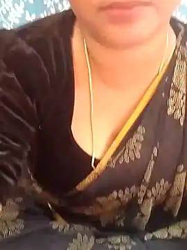 Snapshot of Tamil_Kayal_kutty chatting on 10-05-25, 04:44 Tamil Kayal kutty online show from 10-05-25, 04:44