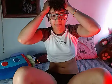 Jade Rayden online show from 02-03-26, 04:23