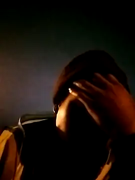 Msoon001 online show from 10-16-25, 01:39