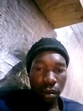 Msoon001 online show from 10-30-25, 04:47