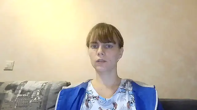 Snapshot of Loriven chatting on 09-26-25, 07:51 Loriven online show from 09-26-25, 07:51