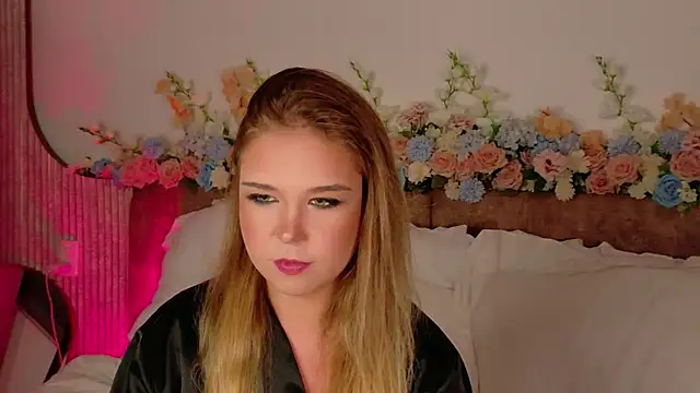 Lilith Bonheur online show from 04-18-26, 05:39