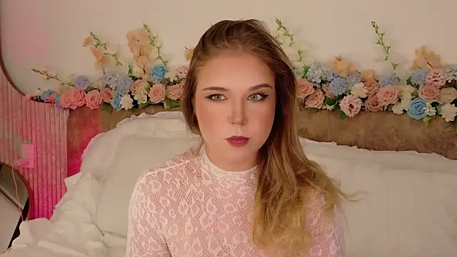 Lilith Bonheur online show from 04-21-26, 07:50