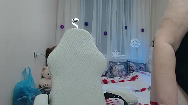 EmmaEllison online show from 11-26-25, 07:20