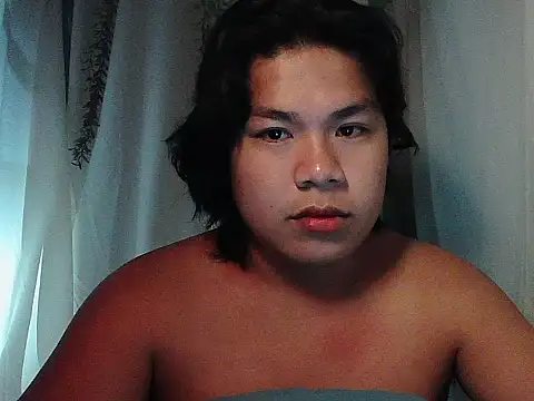 Snapshot of Huntrix2025 chatting on 12-21-25, 05:53 Huntrix2025 online show from 12-21-25, 05:53