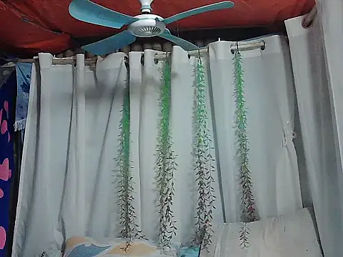 Snapshot of Huntrix2025 chatting on 01-06-26, 10:01 Huntrix2025 online show from 01-06-26, 10:01