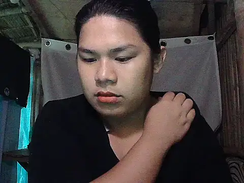 Snapshot of Huntrix2025 chatting on 04-07-26, 02:50 Huntrix2025 online show from 04-07-26, 02:50