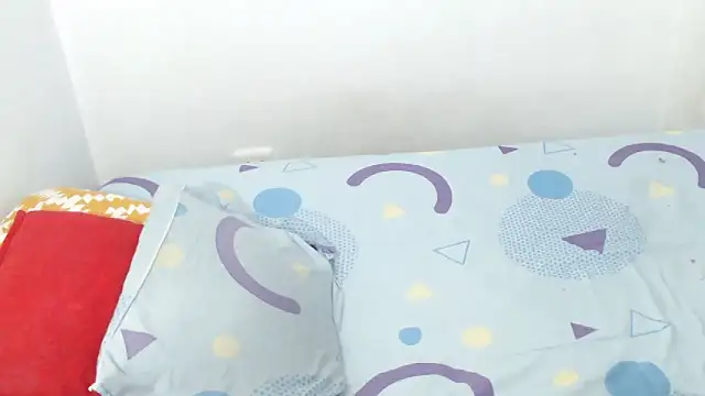 Snapshot of kingfm chatting on 01-09-25, 01:18 kingfm online show from 01-09-25, 01:18