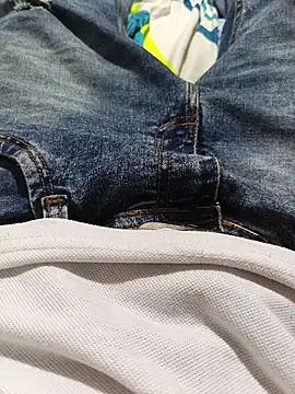 Snapshot of kingfm chatting on 01-07-26, 12:24 kingfm online show from 01-07-26, 12:24