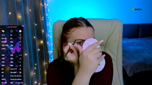 red  dizzy online show from 10-21-25, 10:10