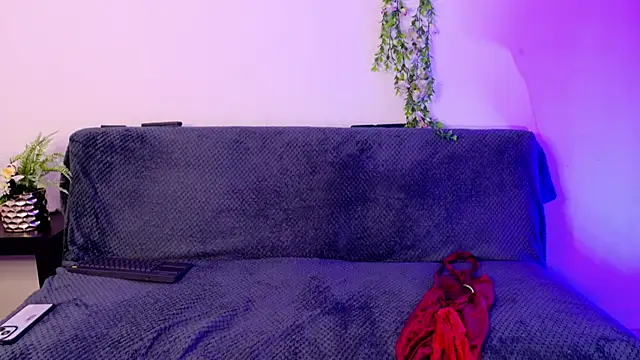 Snapshot of Sabriinaa_Foxx chatting on 05-29-26, 04:05 Sabriinaa Foxx online show from 05-29-26, 04:05