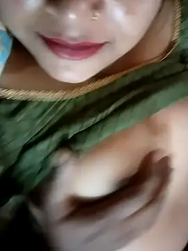 Snapshot of monarani5986 chatting on 01-18-26, 08:18 monarani5986 online show from 01-18-26, 08:18